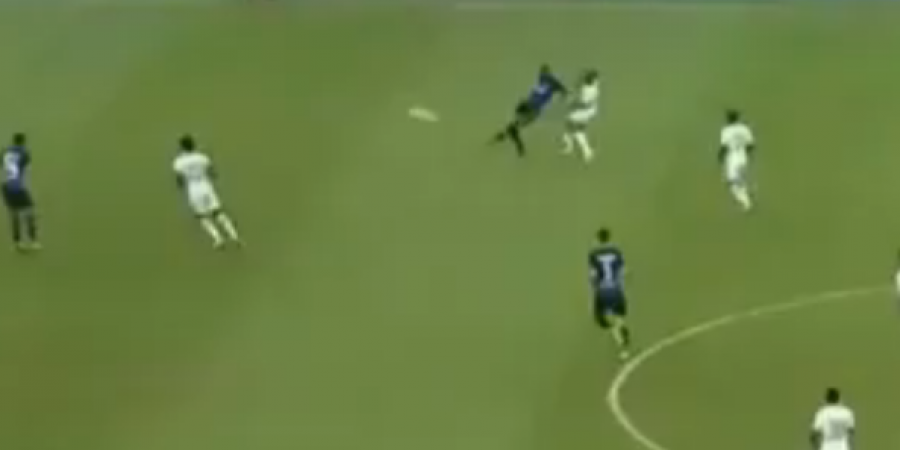 Check out this ridiculous own goal from Inter's Geoffrey Kondogbia