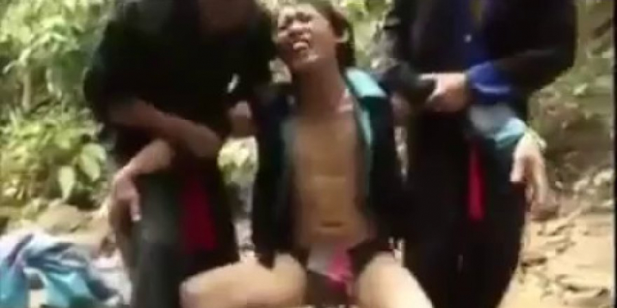Cheeky crab tries to rip dudes nuts off while he screams in agony