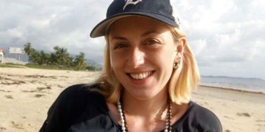 Woman reckons she shagged a ghost and that it was the best sex she'd ever had