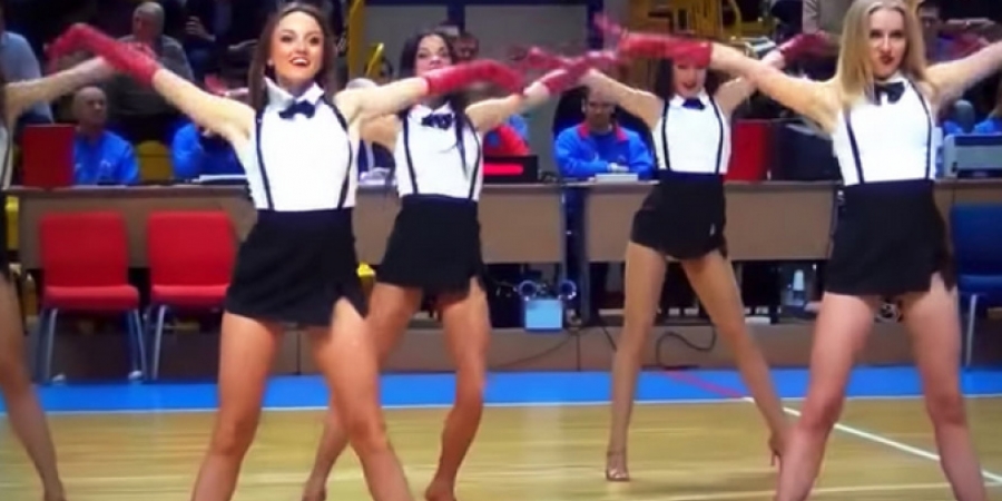 These Russian cheerleaders willl definitely give you a twinge!
