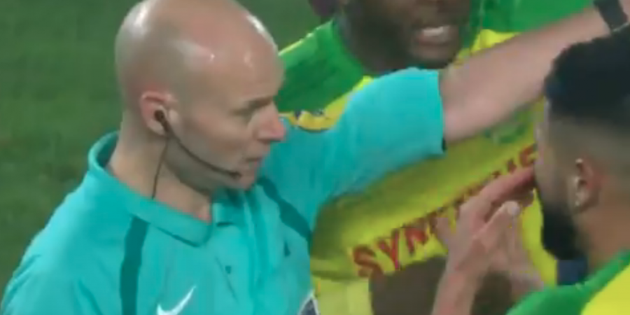 French referee kicks out at Nantes player, then sends him off