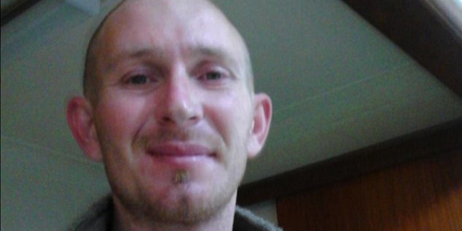 Dude arrested after getting noshed off by 'horny' stranger on the train