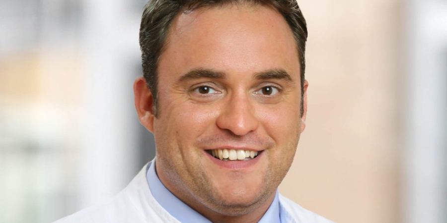 Surgeon kills girlfriend after she sucked his knob that had cocaine sprinkled on it