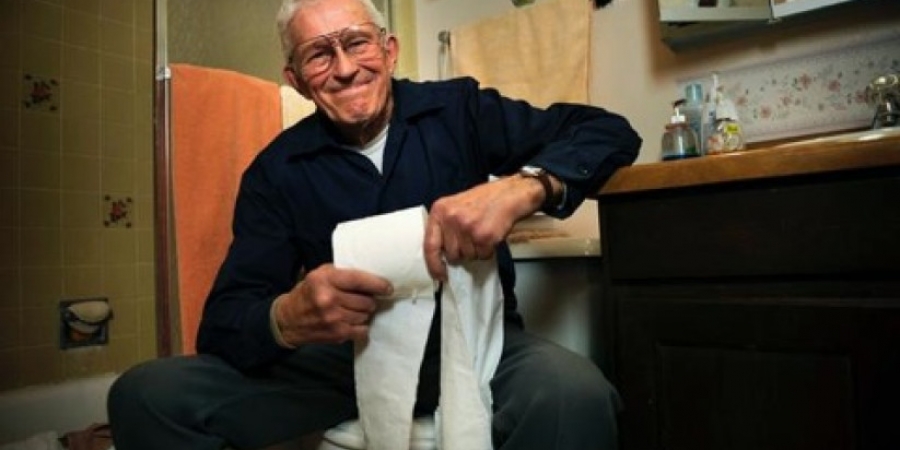 Dude uses homemade pump to spray shit through neighbours letterbox after bitter feud