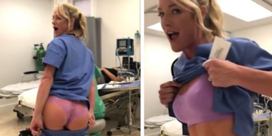 Hot nurse fired after flashing her tits & ass whilst doctor stitched up patient