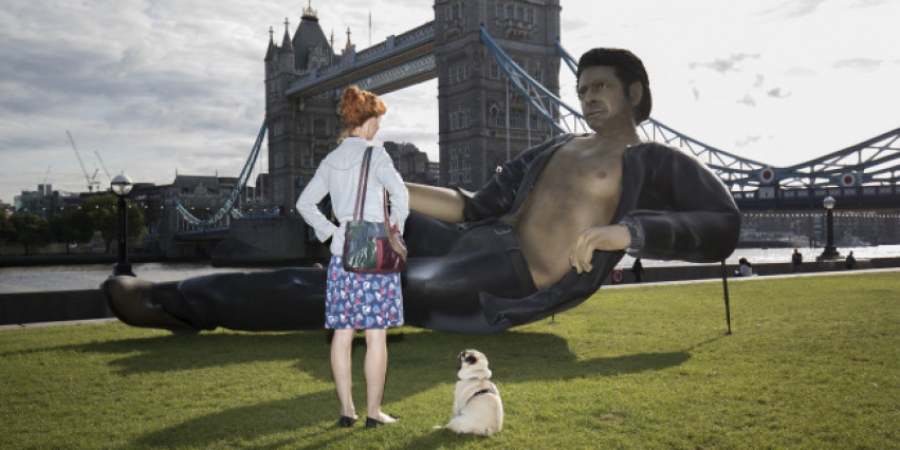 Giant shirtless Jeff Goldblum statue has been erected in London!