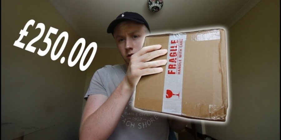 Dude buys mystery box from Dark Web & records the unboxing