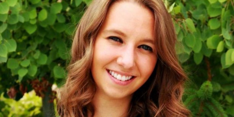 Woman cancels dream wedding because her fiance was looking at porn