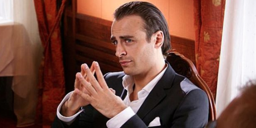 Dimitar Berbatov commentates on his goals