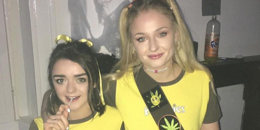 Sophie Turner admits she smokes weed in the bath with Maisie Williams