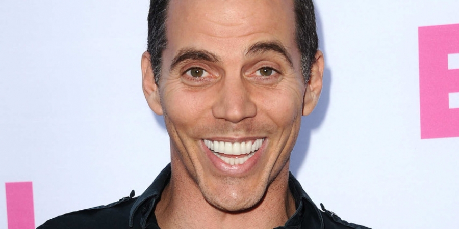 Steve O totally fucks up his ear during UFC stunt