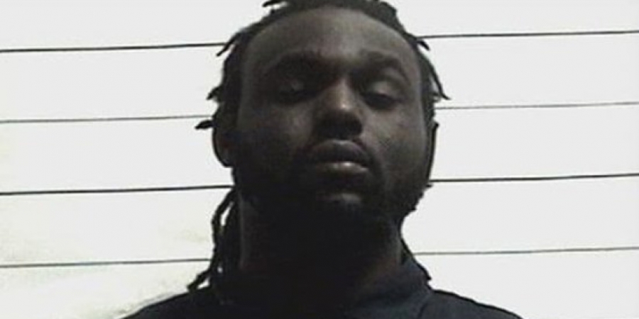 Dude who threatened to blow up restaurant bathroom claims he was talking about taking a shit!