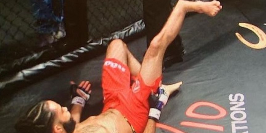MMA fighter suffers brutal leg snap during fight!