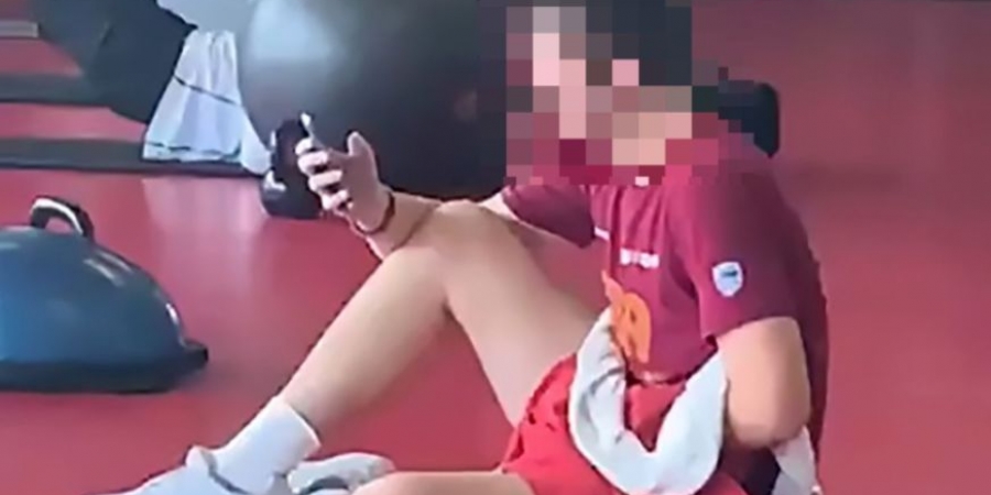 Dude banned from gym for wanking near squatting woman
