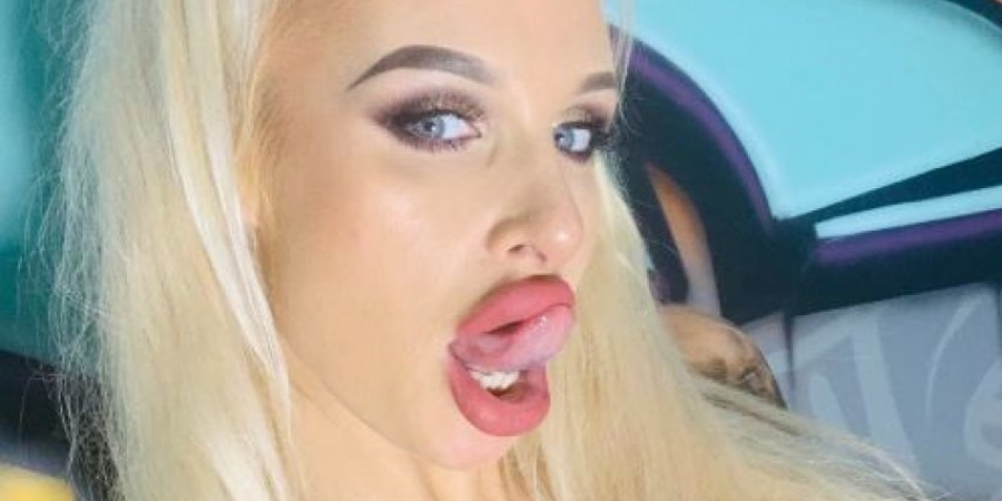 Sophie Anderson on track to be the first mainstream porn influencer!