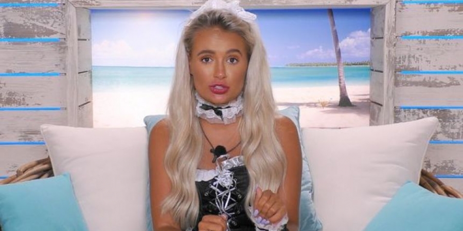 Love Island's Molly-Mae branded a shady Bitch after trying to split up other couples!