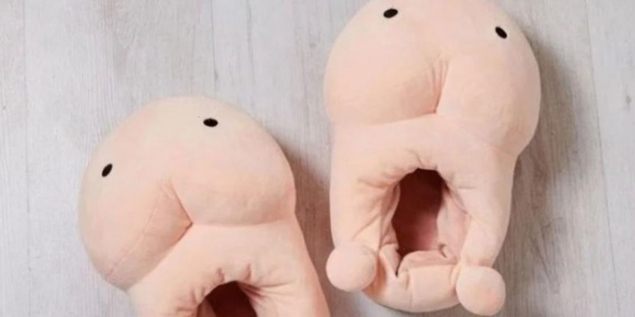 You can now buy Penis slippers to match your 4ft cuddly penis!