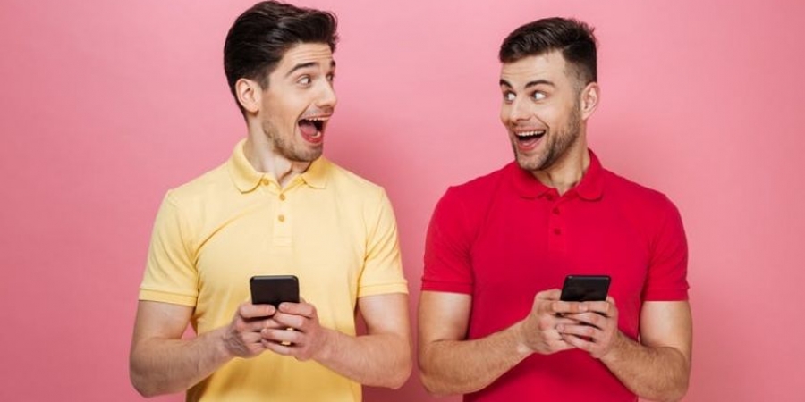Russian dude sues Apple after claiming his iPhone turned him gay!