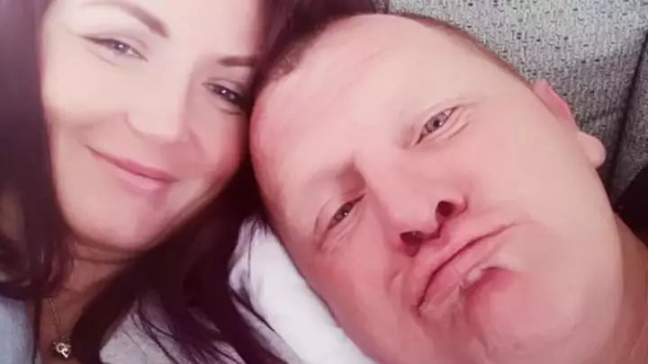 Mum tapes food to stop 'fat bastard' husband eating it