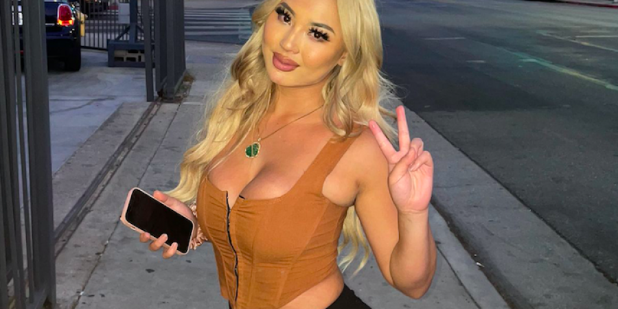 Model sleeps with 50 men at swingers party