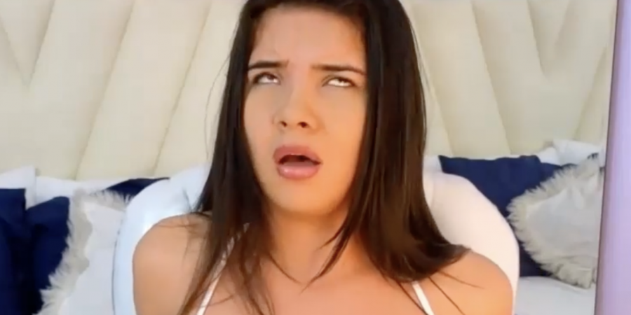 Emmy Rossee Latina Cums Hard Video